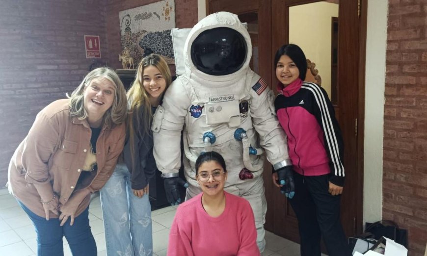 Estudiantes destacan con su proyecto en evento científico mundial organizado por la NASA