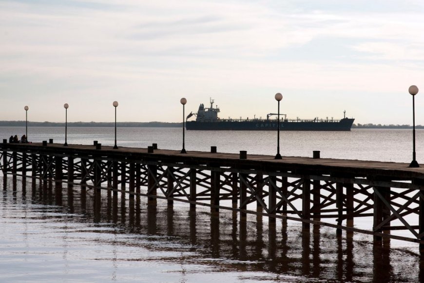 Puerto de Colonia: se inaugura el nuevo muelle y anuncian remodelación de la terminal