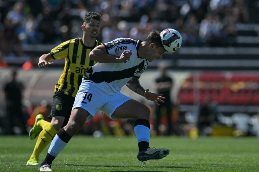 Con un gol en los descuentos, Peñarol derrotó a Danubio