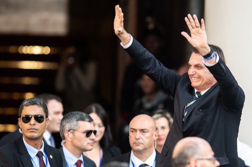 Bolsonaro reafirma que será el candidato de la derecha en 2026 a pesar de su inhabilitación