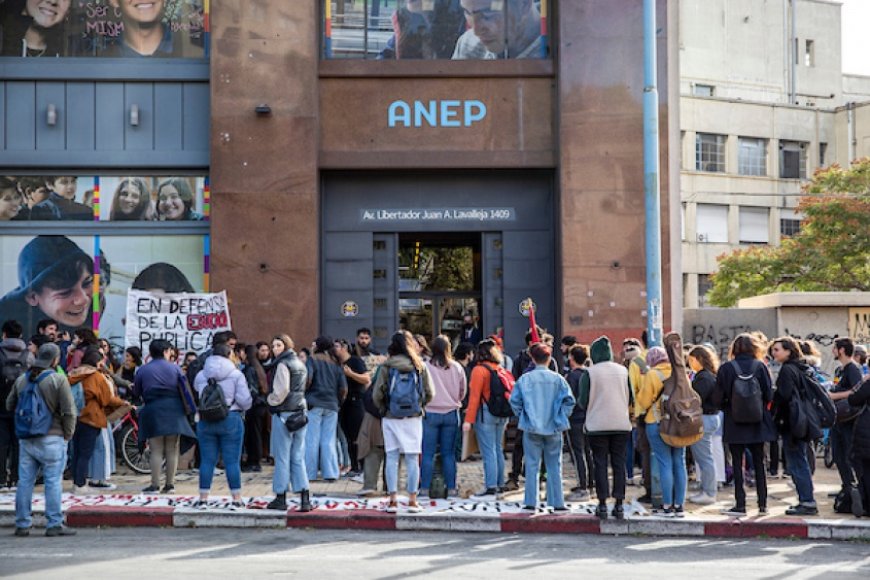 Secundaria confirmó que la fuente laboral de los docentes está asegurada