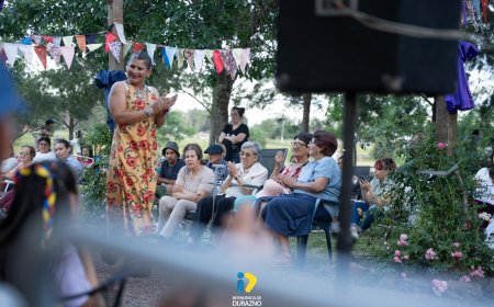 Comenzó la 32 Semana de Carlos Reyles con el desfile “La Moda se vistió de Rosa”