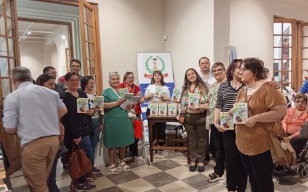 Fue presentado en la 18va Feria del Libro el trabajo literario "Voces del Carmen"