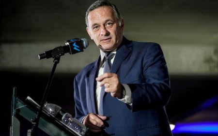 En busca de votos: Delgado propone pago de bono anual de entre 4000 y 8000 pesos para jubilaciones mínimas