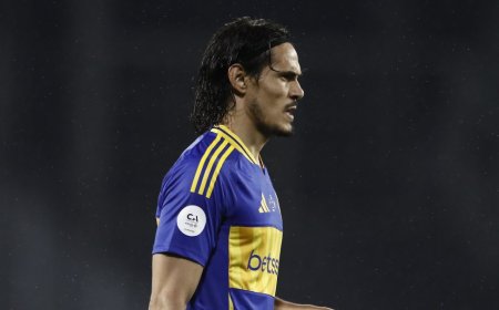 Cavani volvió al gol, pero Boca perdió un partido increible
