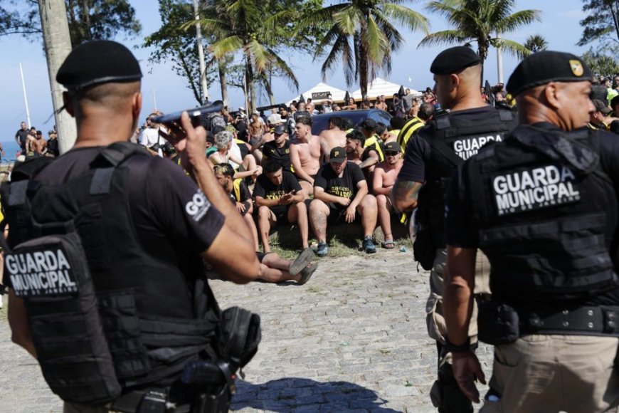 Liberaron en Brasil a 10 hinchas de Peñarol detenidos por disturbios