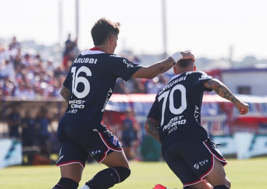 Nacional goleó a Fénix 6:0 y sigue liderando el Clausura