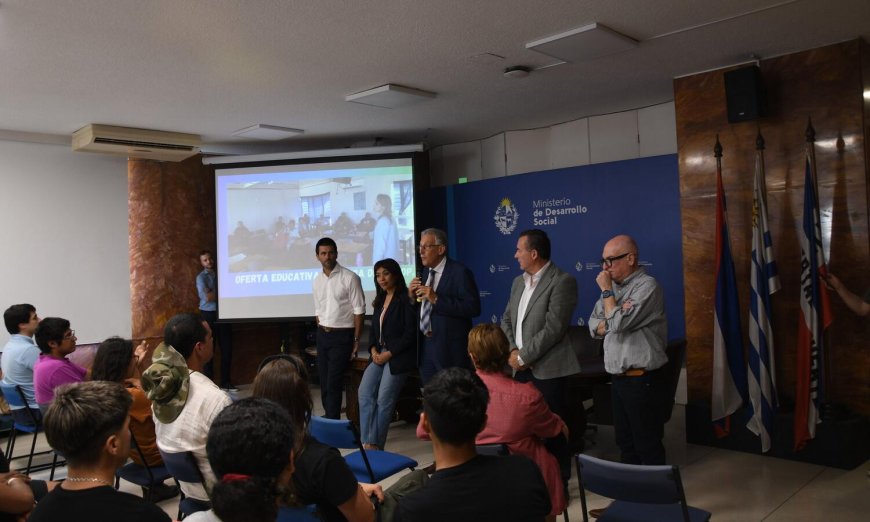 Jóvenes salteños de los programas MIDES recibieron capacitación Multioficios en cursos de UTU