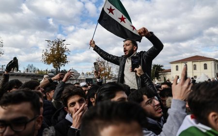 La Siria de los Al Asad colapsa a manos de los insurgentes islamistas