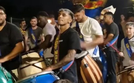 Facundo Torres mostró sus dotes para el candombe con una comparsa que hizo historia