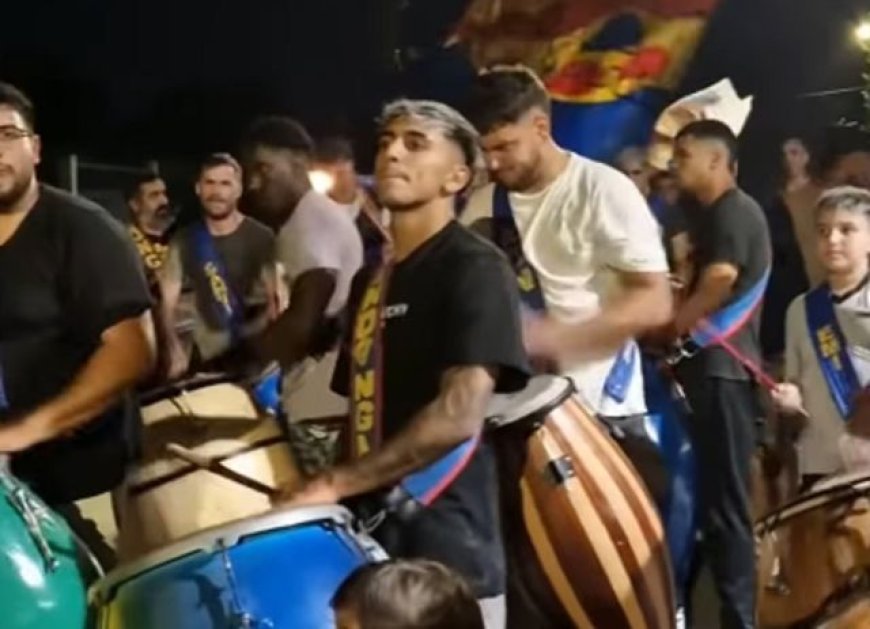 Facundo Torres mostró sus dotes para el candombe con una comparsa que hizo historia