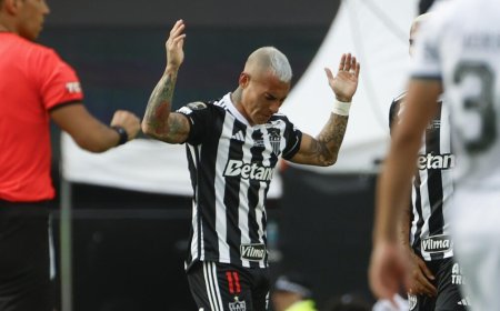 El chileno Eduardo Vargas jugará en Nacional