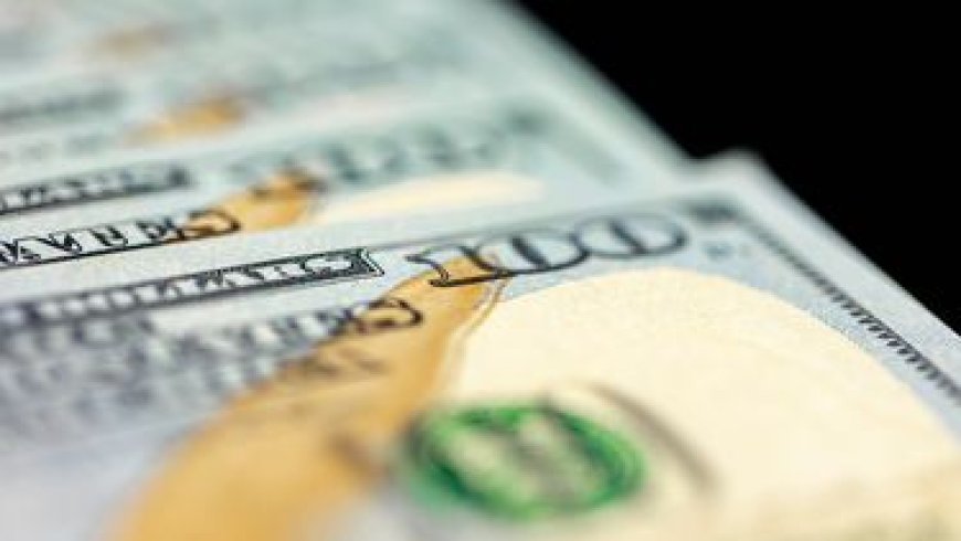 El dólar subió y vuelve a acercarse a los $ 44