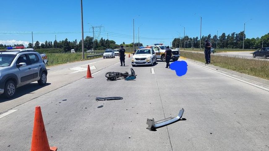 Hombre de 40 años murió en siniestro fatal entre una moto y una camioneta en ruta 102