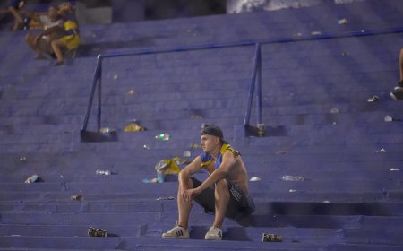 Boca eliminado de la Libertadores entre duras críticas para Cavani