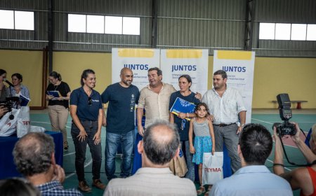 Once familias de Durazno reciben un nuevo hogar en el Barrio La Unión