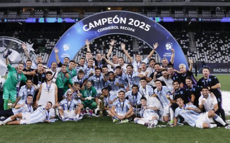 Racing campeón de la Recopa Sudamericana