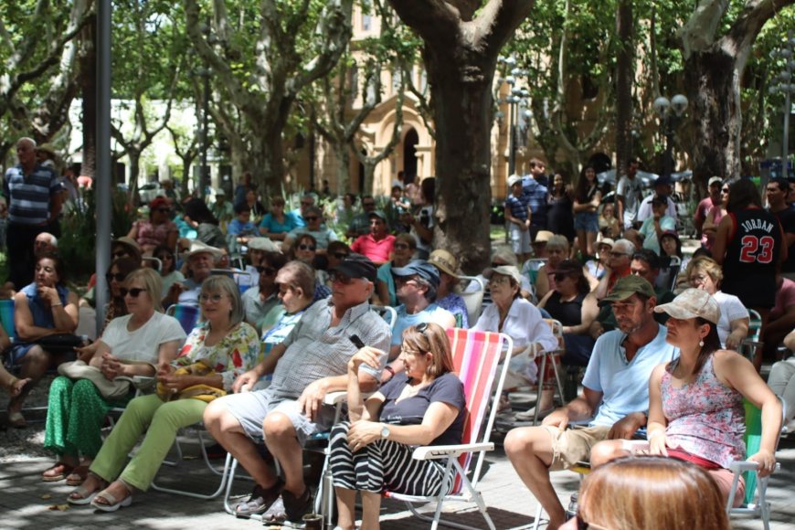 51 Festival de Folklore tendrá Peñas en Plaza Independencia