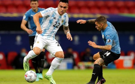 Bielsa reservó a Lucas Torreira y Agustín Álvarez Martínez