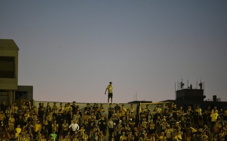 Hinchas de Peñarol pagarán entre 500 y 1500 pesos en Colonia