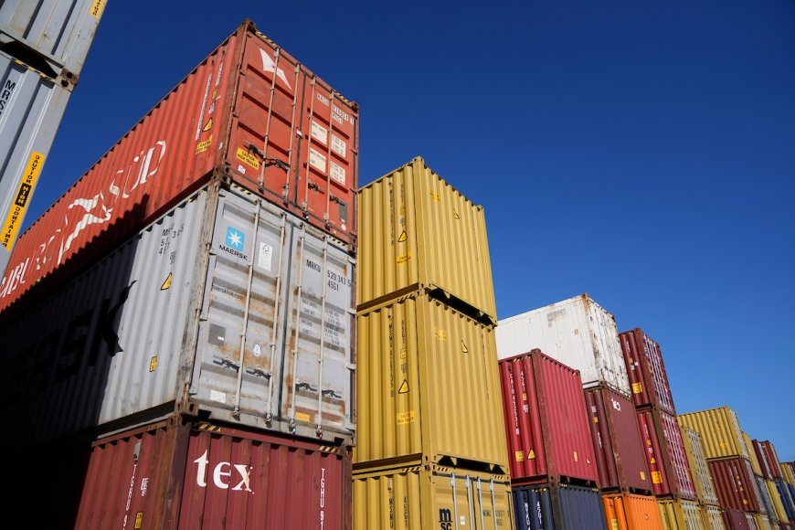 Solicitudes de exportación cayeron 5% en febrero, en comparación con el mismo mes de 2024