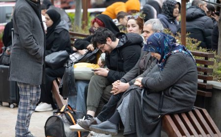 Un terremoto de fuerza 6,2 sacude Estambul