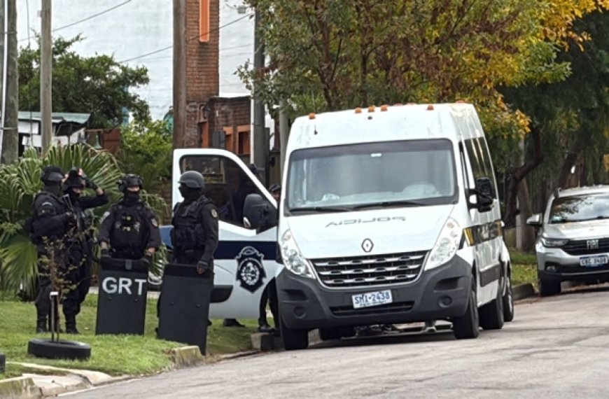 Se entregó el policía que estuvo atrincherado en su casa más de 15 horas