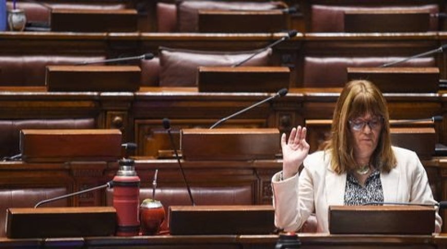 Ministra de Vivienda Cecilia Cairo renunció a su cargo; en las próximas horas se define quién asumirá