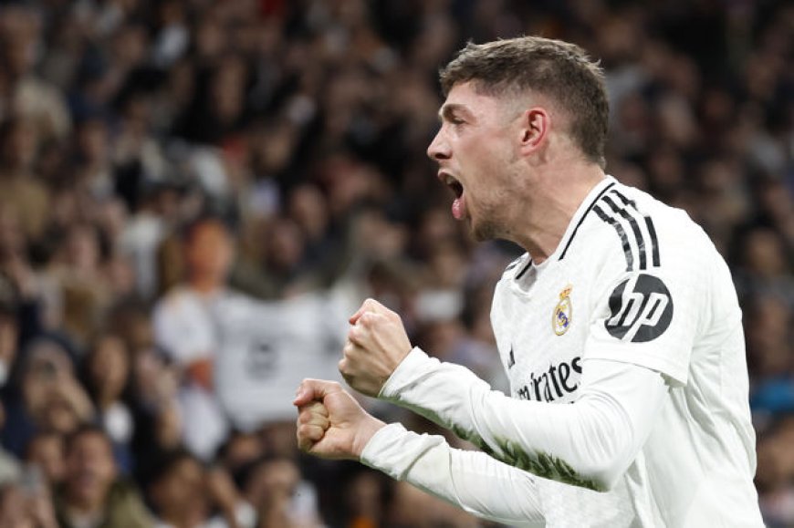 Con un tremendo golazo de Federico Valverde Real Madrid ganó agónicamente