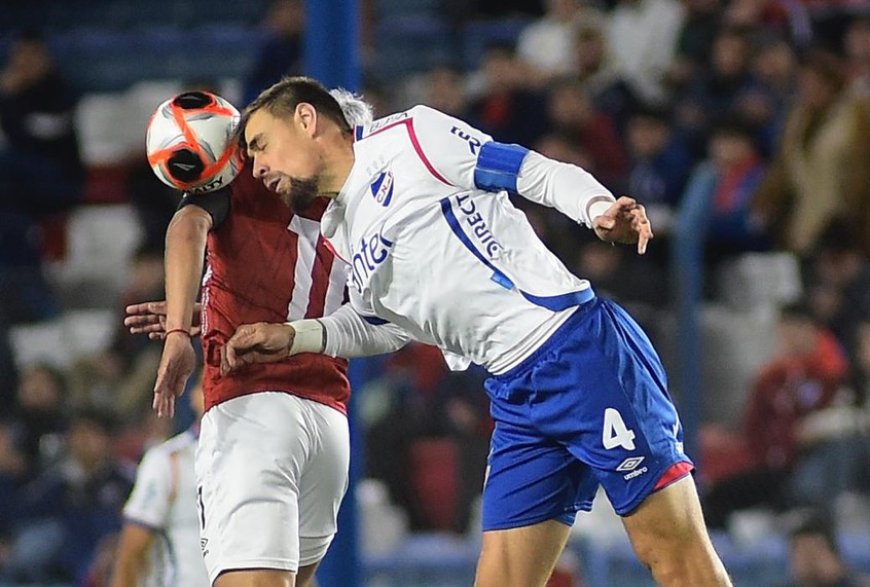 Apertura: Nacional le ganó a Wanderers 3-1 como local y quedó segundo a un punto del líder