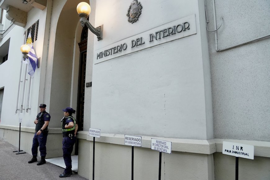 Demanda de policías y operadores penitenciarios al Ministerio del Interior