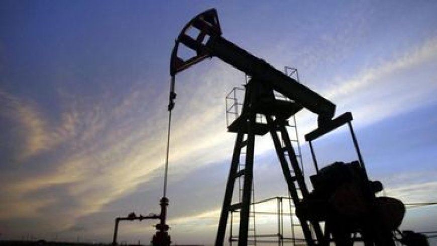El petróleo se desploma y se encamina a su mayor caída mensual desde 2021