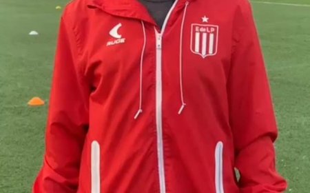 Aprender las actuales metodologías del fútbol: Estudiantes de La Plata llega a Durazno