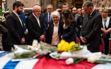 Miles de personas despidieron a José Mujica