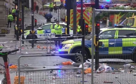 Un hombre arrestado por atropellar a varias personas en los festejos del Liverpool