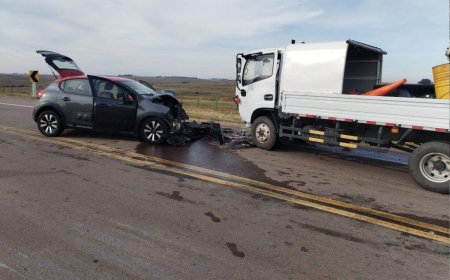 Un muerto y tres heridos tras choque frontal entre un auto y un camión en ruta 7