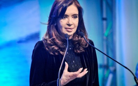 La Justicia argentina concede arresto domiciliario a la expresidenta Cristina Fernández de Kirchner