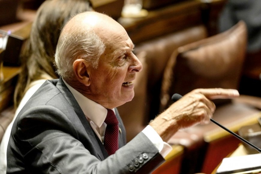 Salle propone que el gobierno rompa relaciones diplomáticas con Israel