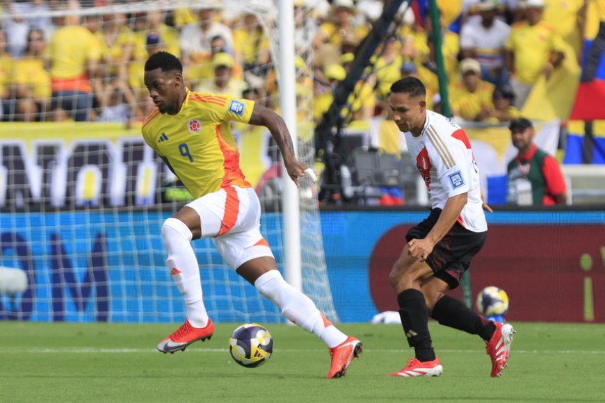 Eliminatorias: Colombia y Perú empataron 0-0 en Barranquilla. Uruguay quedó quinto