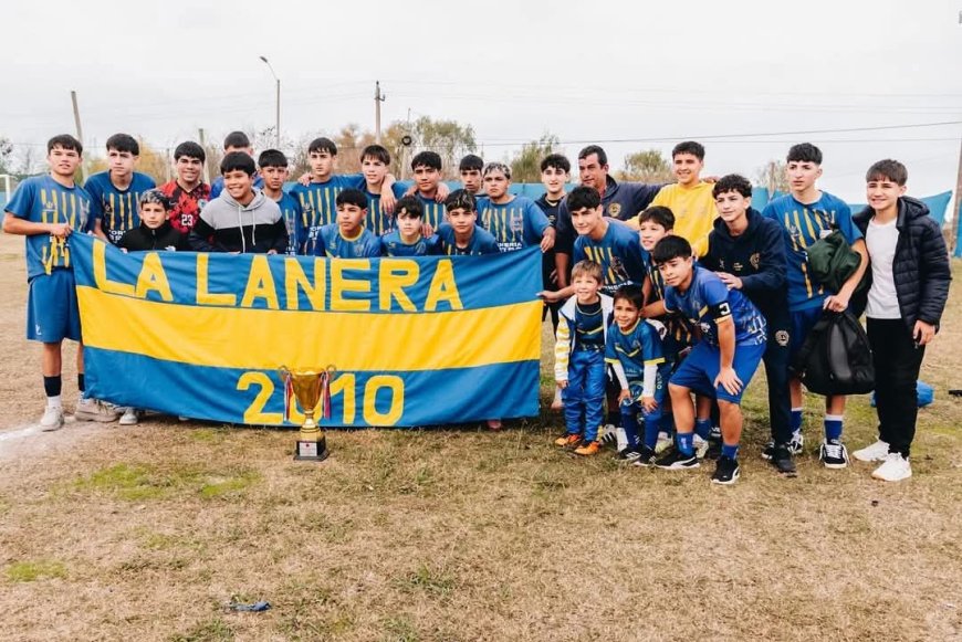 La Sub 15 de La Lanera celebró con su gente la obtención del Clasificatorio