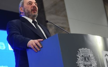 Bergara asumió como intendente de Montevideo y prometió 'gestión responsable y eficiente'