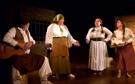 Vuelve 'La loca del Bequeló' al Pequeño Teatro de Durazno