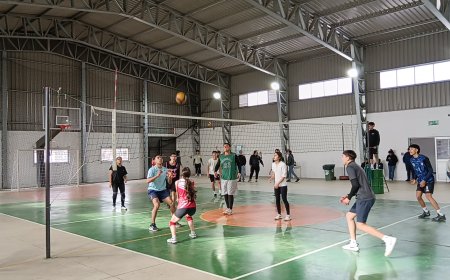 Cinco equipos animaron el Campeonato Mixto de Voleibol en Santa Bernardina