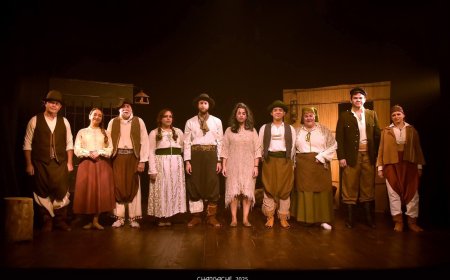 Últimas funciones de 'La loca del Bequeló' en el Pequeño Teatro de Durazno