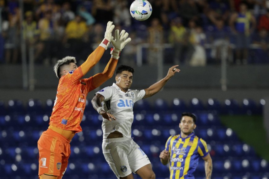 Ruglio aseguró que Arezo puede llegar a Peñarol