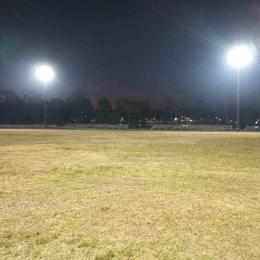 Nueva red lumínica LED en cancha de Pueblo Centenario