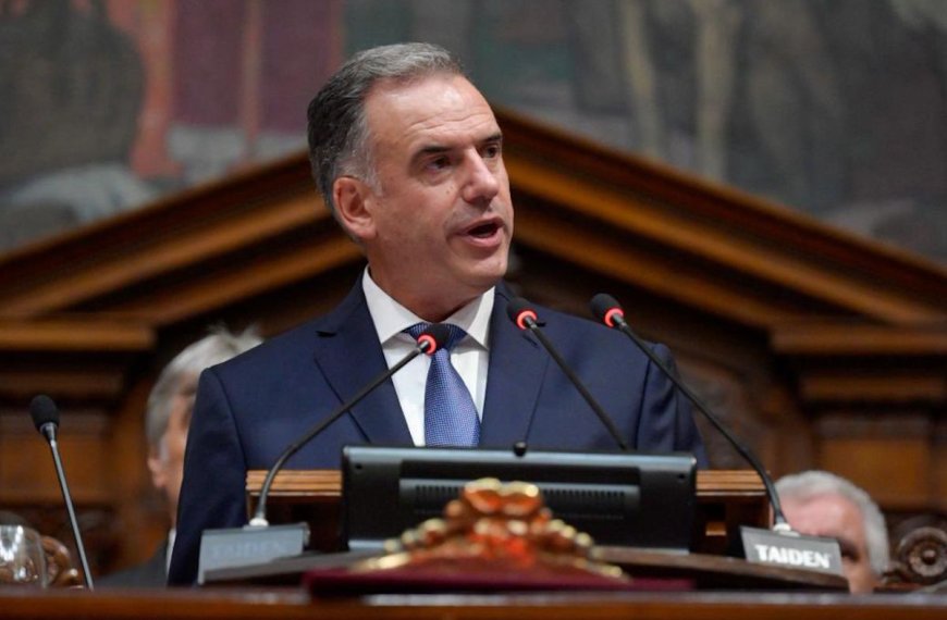 Evaluación en junio de Yamandú Orsi como presidente: 44% aprueba y 21% desaprueba