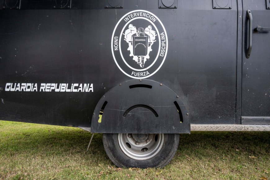 'El crimen no quedará impune', dijo Negro tras muerte de agente de la Republicana