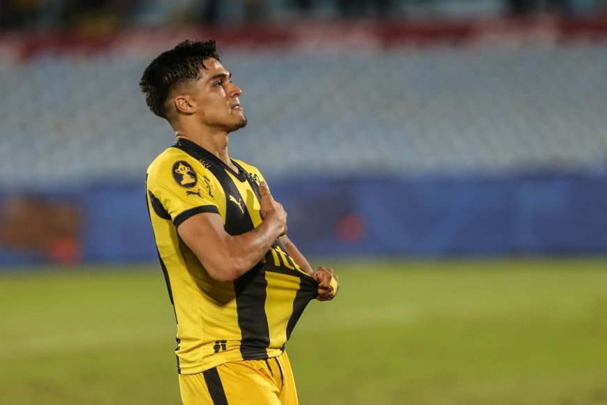 Peñarol confirmó el regreso de Matías Arezo