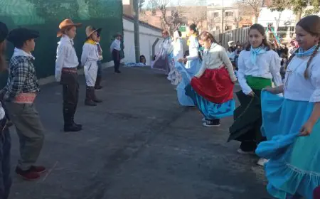 Escuela Nº 7 de Sarandí Grande celebró el Bicentenario patrio